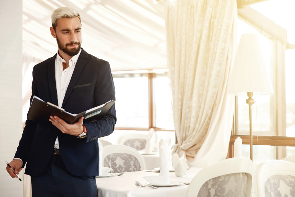 El maestro de ceremonias, una figura clave en las bodas actuales
